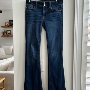 American Eagle Artist Flare Jeans size 4